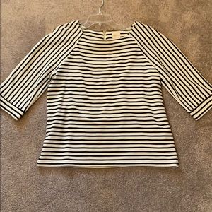 Chico’s top. Excellent condition